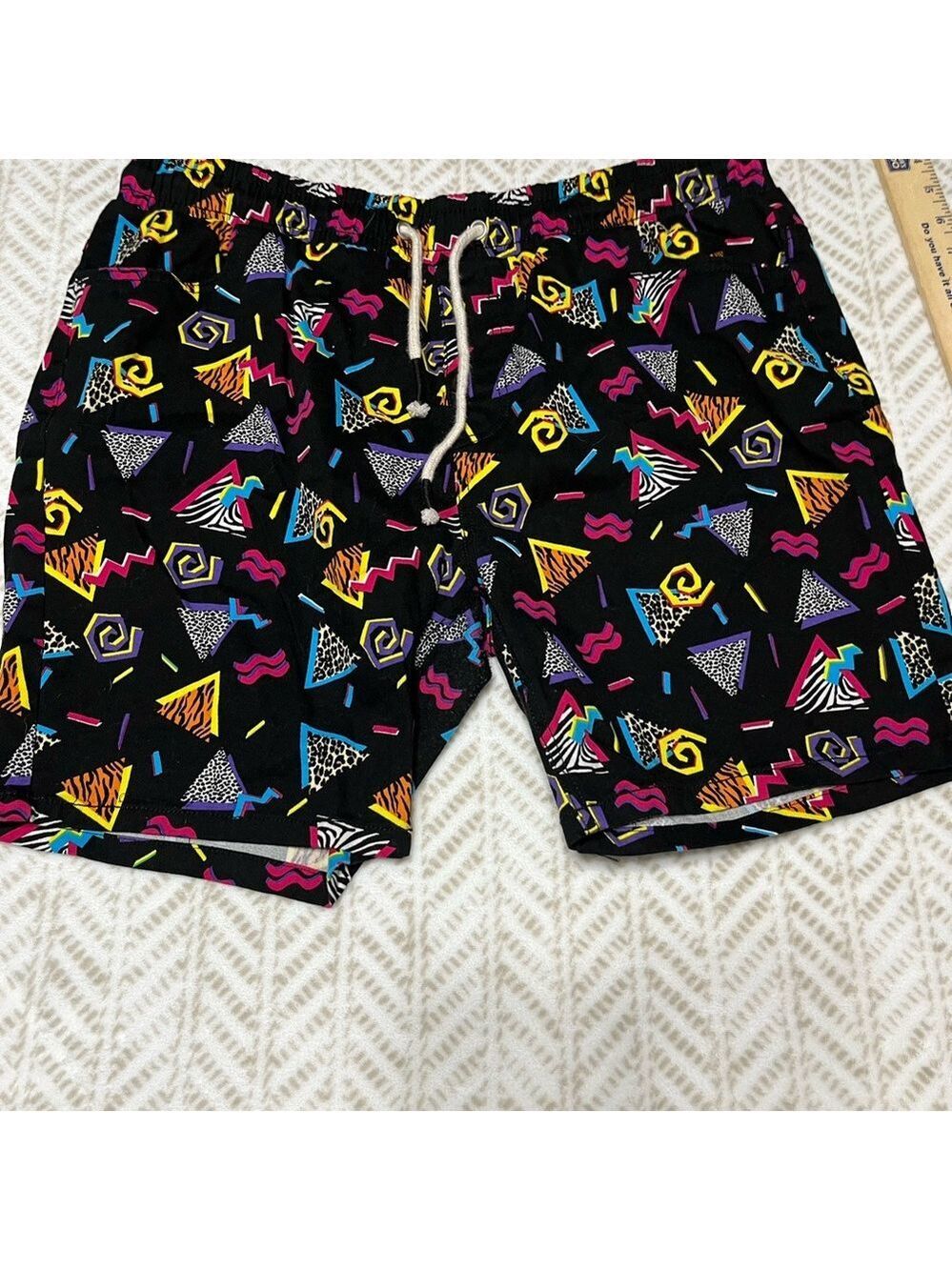 Oh Snap! Chino Shorts Mens Extra Large Black Stretch Cotton 90's Retro Print
